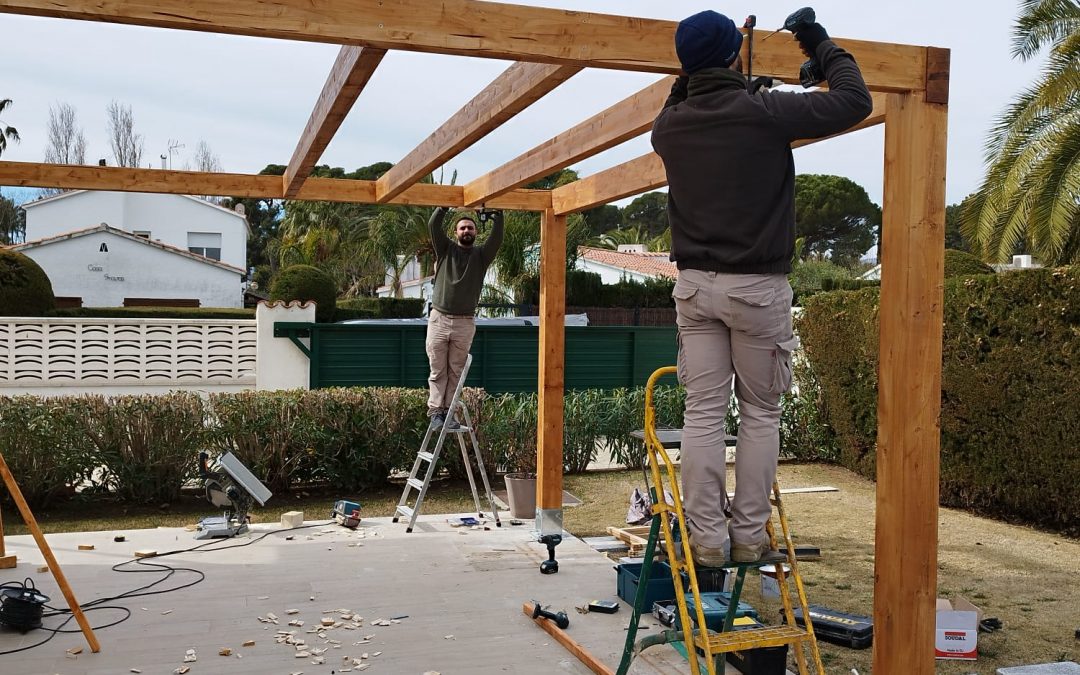 Pérgolas de madera: diseño, durabilidad y encanto para exteriores