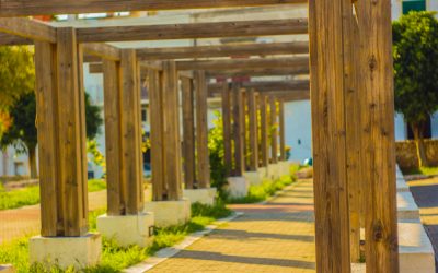 Ventajas de las pérgolas de madera para tu terraza o jardín